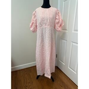 Gingham & Heels Pink Textured Puff Sleeve Midi Dress